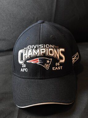 NFL New England Patriots 2006 AFC Division Champions  On Field Baseball Cap